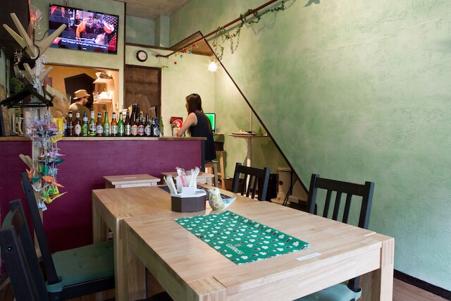 バックステージ 大阪 ホステル & バー