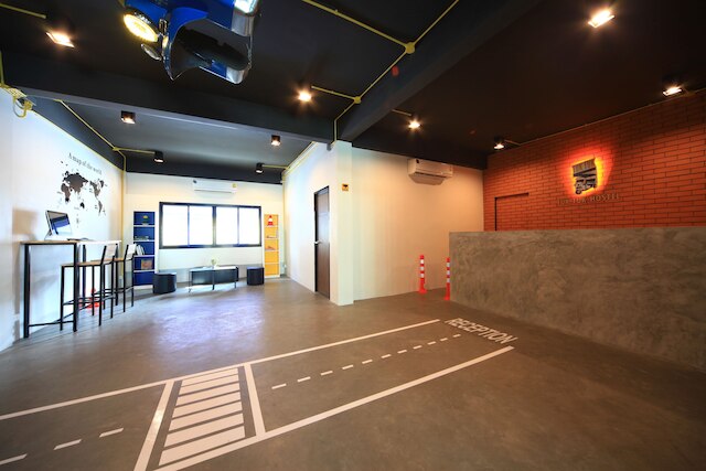 トゥク トゥク ホステル