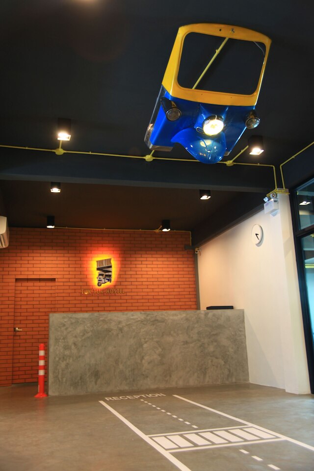 トゥク トゥク ホステル