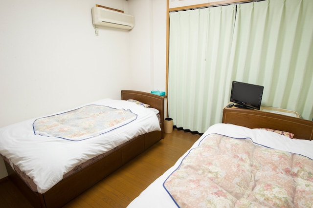 駅前山小屋 A-yard