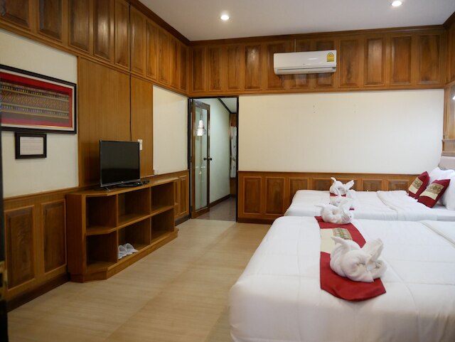 シサチャナライ ヘリテージ & リゾート