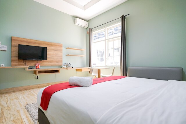 レッドドアーズ プレミアム ニア RS ポンドック インダー