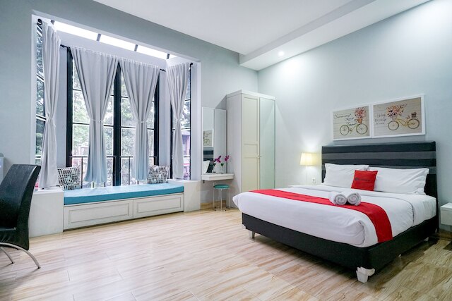 レッドドアーズ プレミアム ニア RS ポンドック インダー