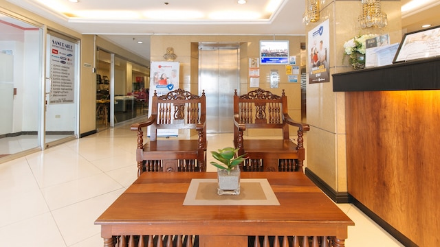 レッドドアーズ プラス アット プロジェクト 6 ケソン シティ