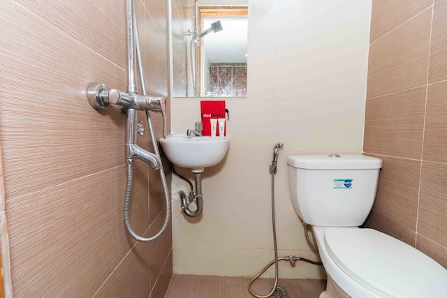 レッドドアーズ アットドゥ ビルダーズ ルームズ Ph1 タギッグ