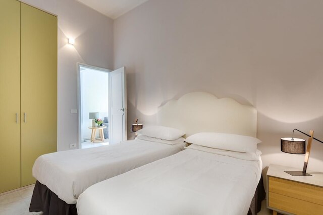 アルファニ ビューズ