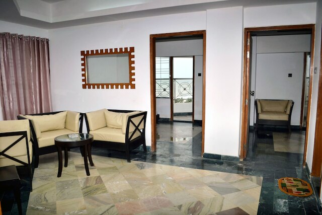 ホテル スイート サダフ