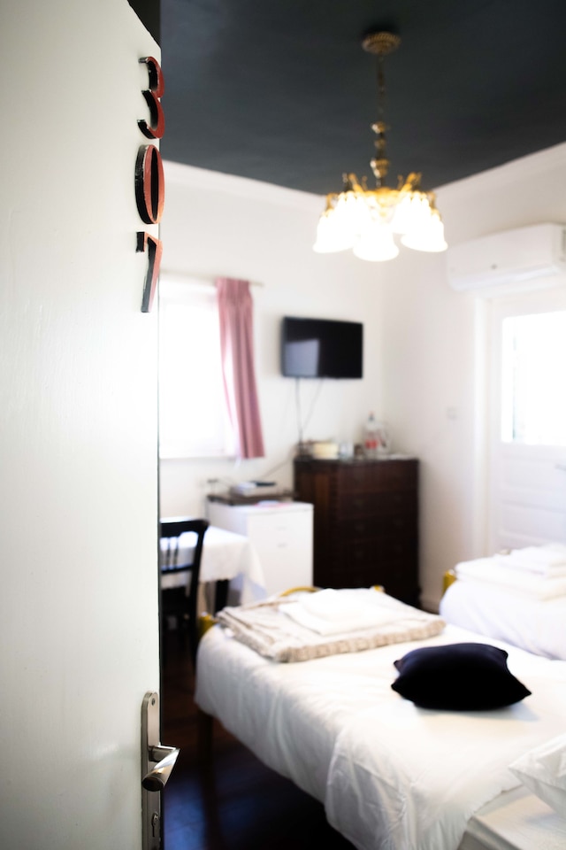 ツファニア ホテル