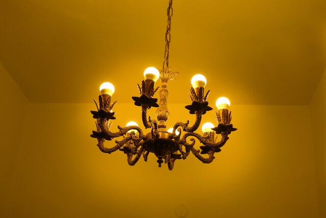 ツファニア ホテル