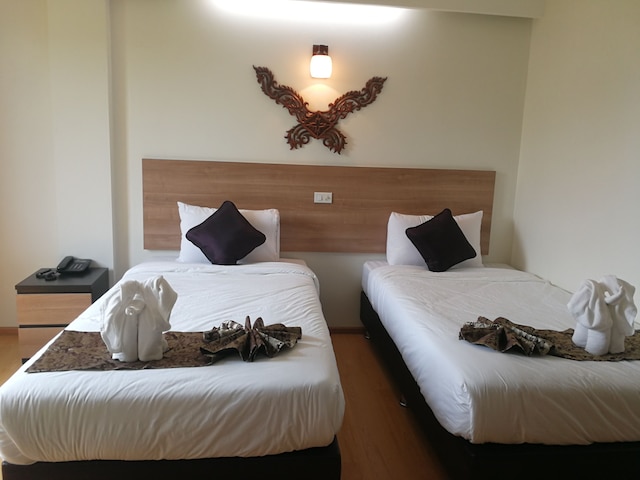 ナライ イヤラ パレス ロッブリー