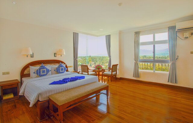 マンダレー ロッジ ホテル