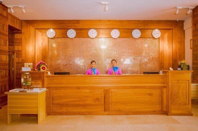 マンダレー ロッジ ホテル