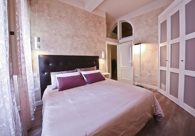 ジリオ サンタ トリニータ