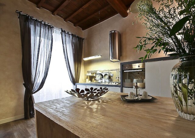 ジリオ サンタ トリニータ