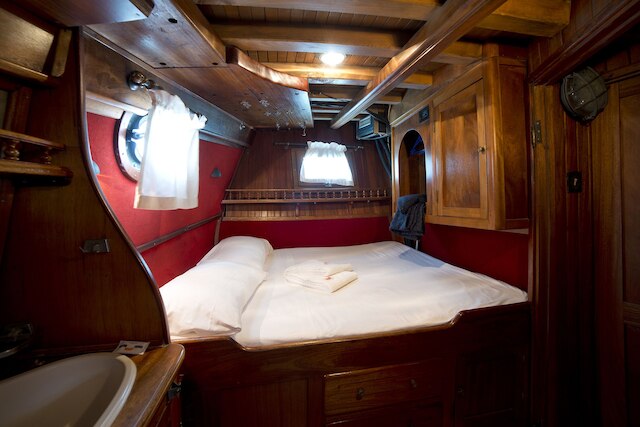 カイッコ アコス