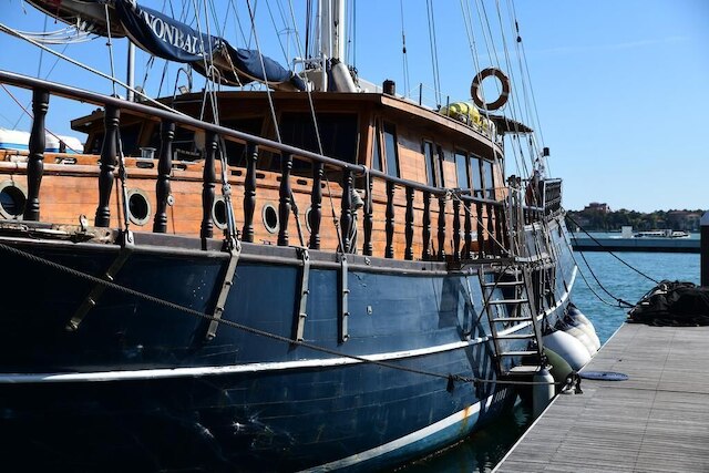 カイッコ アコス