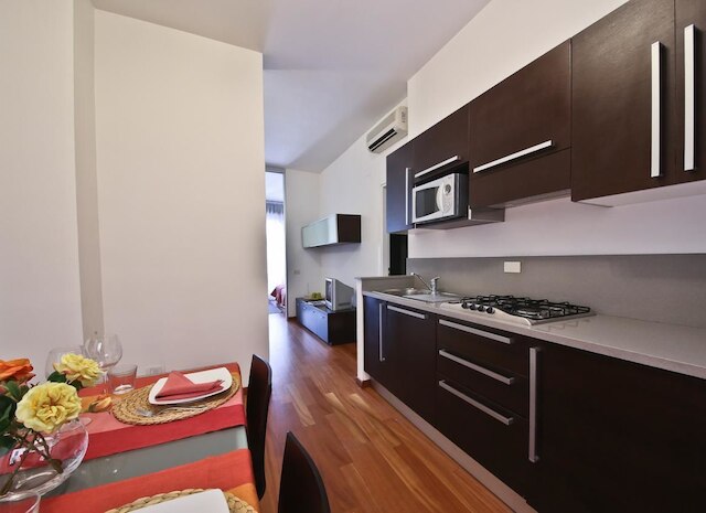 サンタ クローチェ ヴィア ヴェルディ