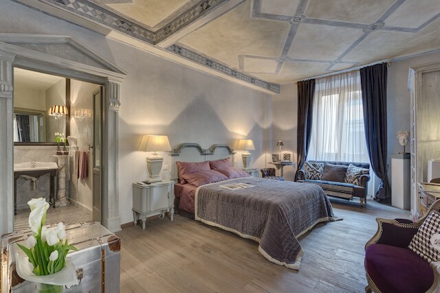 シニョーリア アート