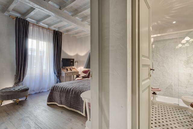 シニョーリア アート