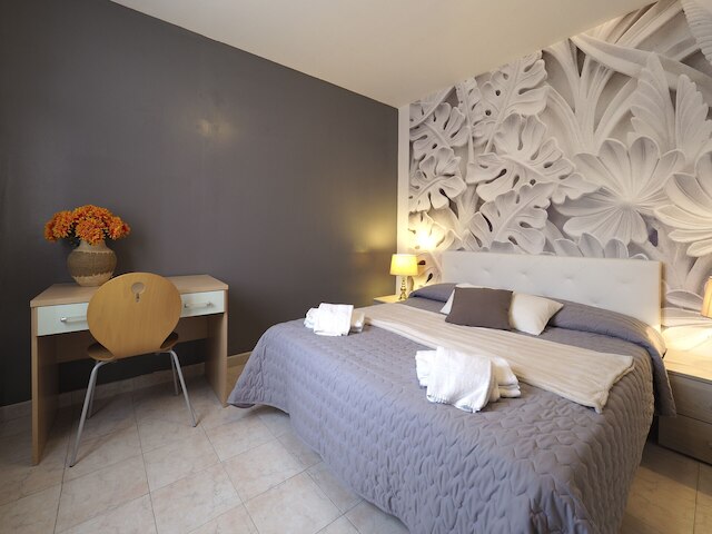 プレツィオーザ パレス アパートメンツ