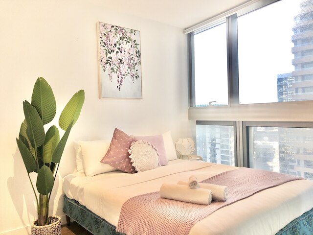 ザ エスケープ イン サザン クロス ステーション