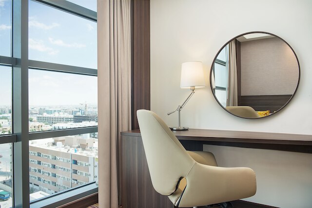 ハンプトン バイ ヒルトン ドバイ エアポート