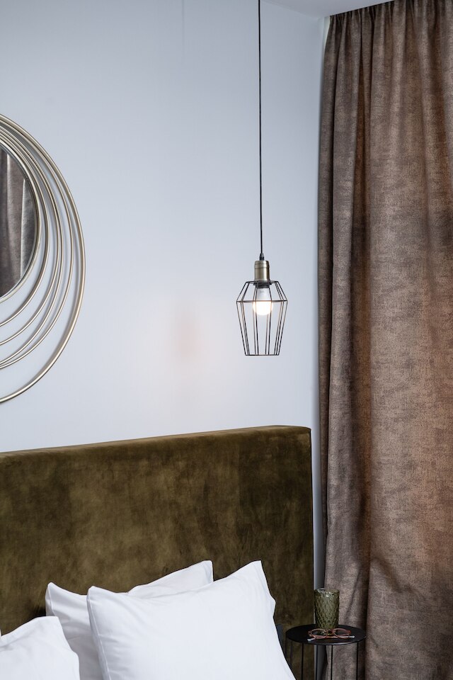 エナティカ モナスティラキ リビング