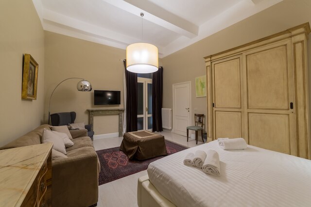 オニサンティ アパートメント