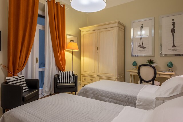 オニサンティ アパートメント