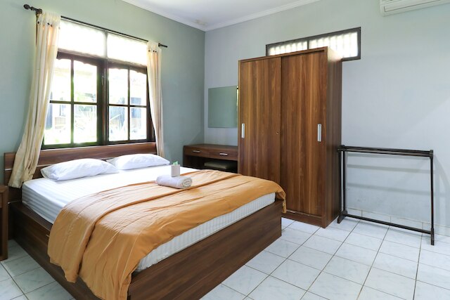 サリ インダー コテージズ