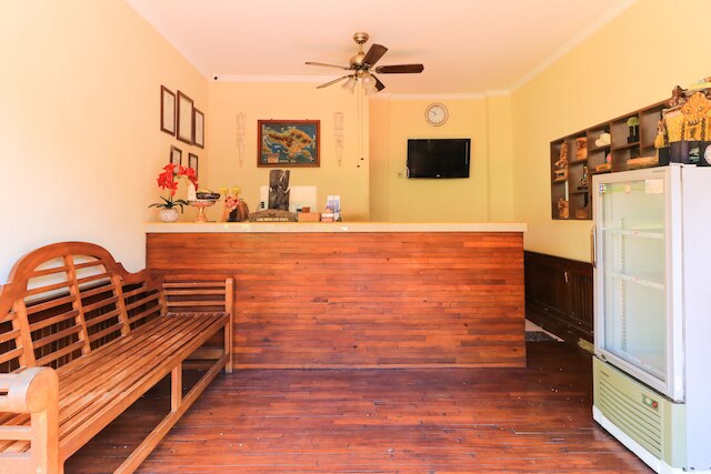 サリ インダー コテージズ