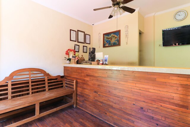 サリ インダー コテージズ