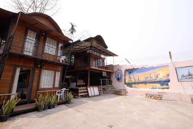 ミタリー ホテル 1