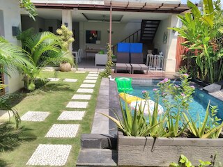 サンシュート ヴィラ サンダット