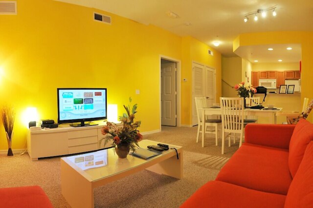 ヴィラズ アット セブン ドワーフス レーン #1 - 4 ベッド 3 バス タウンホーム