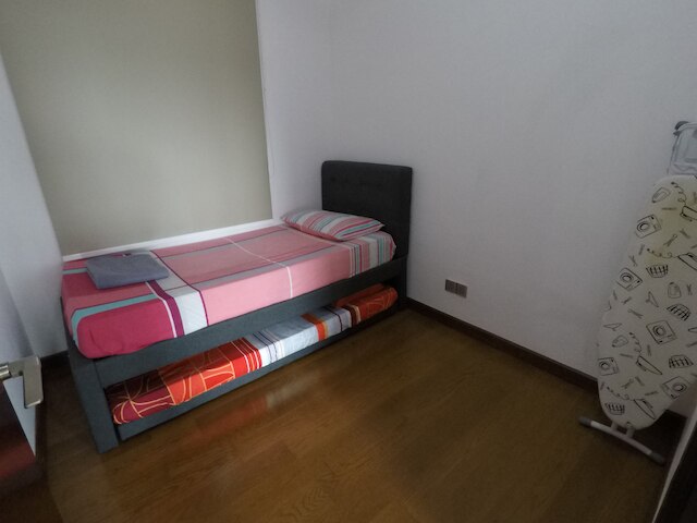 3R2B シービュー コンド