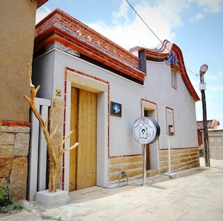 キンバ ゲスト ハウス (金八古厝民宿)