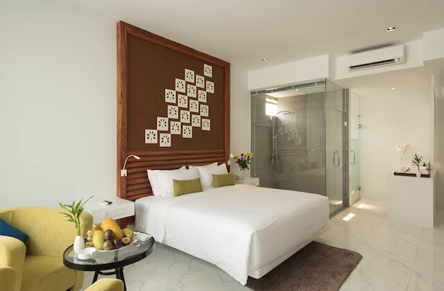 キング ロック レジデンス