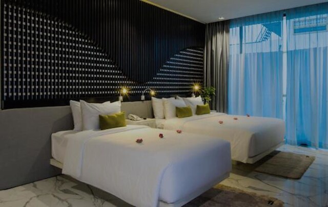 キング ロック レジデンス