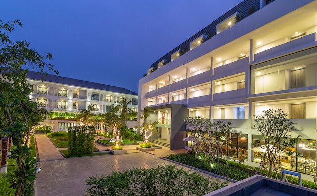 ダムレイ レジデンス & スパ