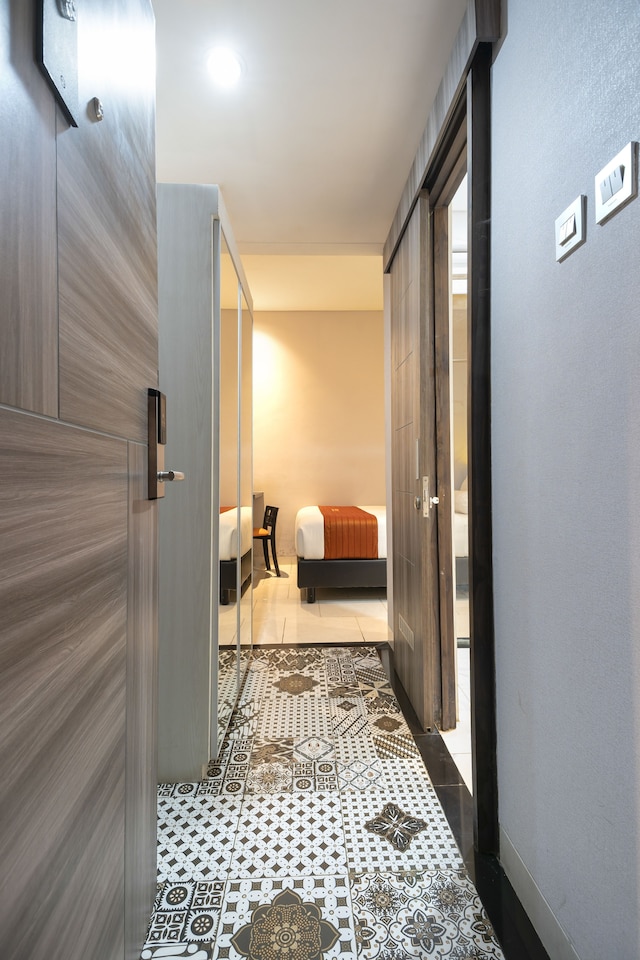 フロント ワン ブティック カラワン