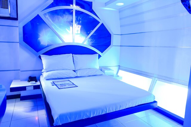 アストロテル モヌメント