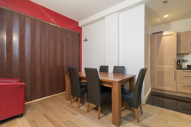 コベント ガーデン 2 オースティン デイビッド アパートメンツ