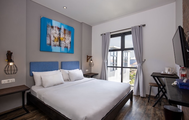 ザ アスワナ スミニャック