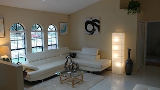 エイビス ハウス