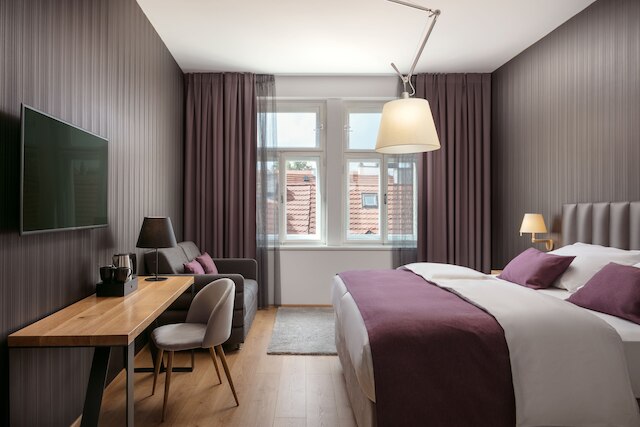 ムーズ チャールズ ブリッジ