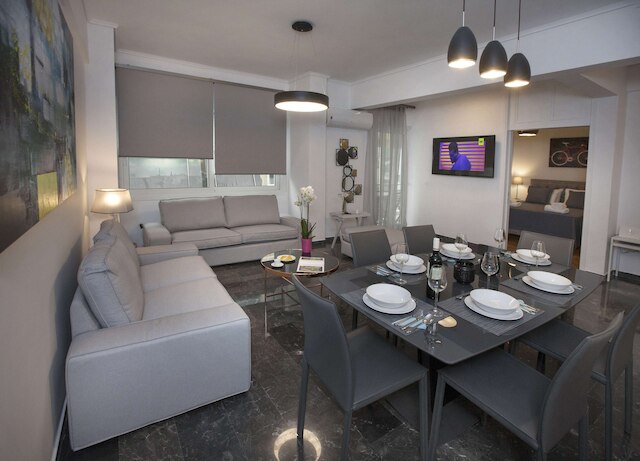 ユニーク アパートメント ニア アクロポリス バイ GHH