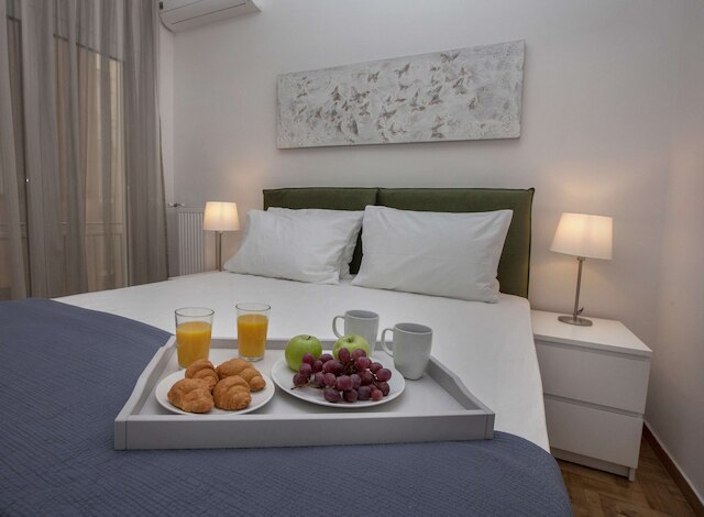 ユニーク アパートメント ニア アクロポリス バイ GHH