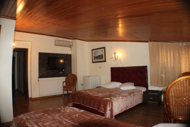 キョシュク オテル