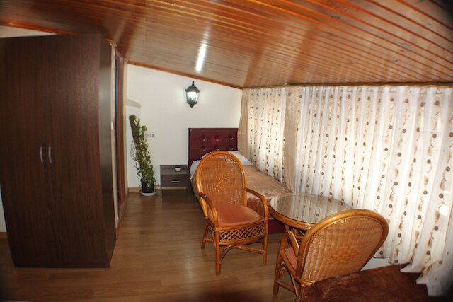 キョシュク オテル